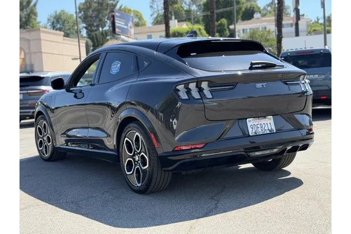 $31995 : Ford Mustang Mach-E 2022 AWD image 8