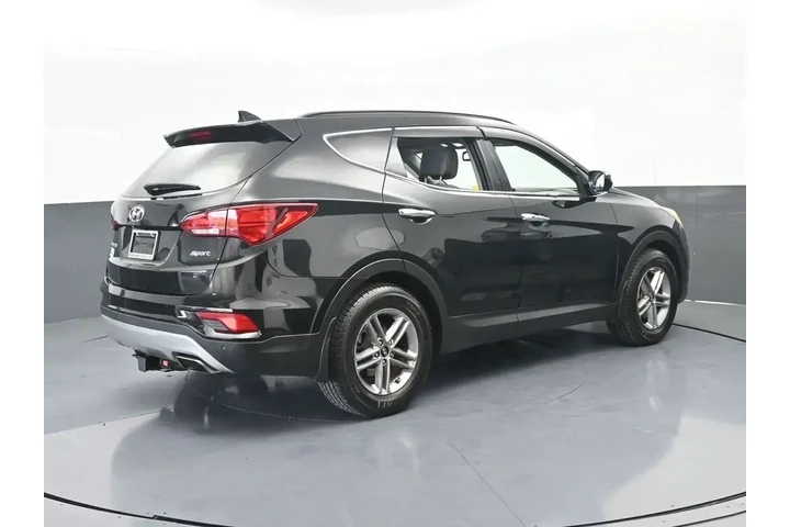 $8632 : Hyundai SANTA FE Sport 2018 image 6