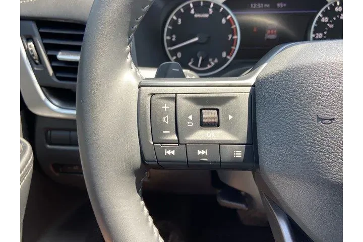 $19222 : Nissan Rogue 2025 AWD SV 4dr image 10