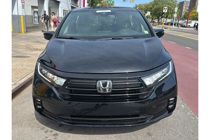 $33990 : Honda Odyssey 2024 Sport 4dr image 10