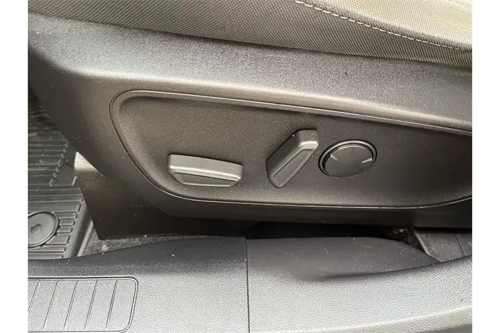 $21995 : Ford Escape 2022 AWD SE 4dr image 8