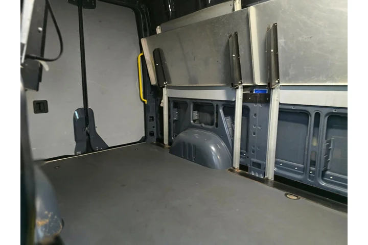 $27900 : MERCEDES BENZ SPRINTER 2500 image 6