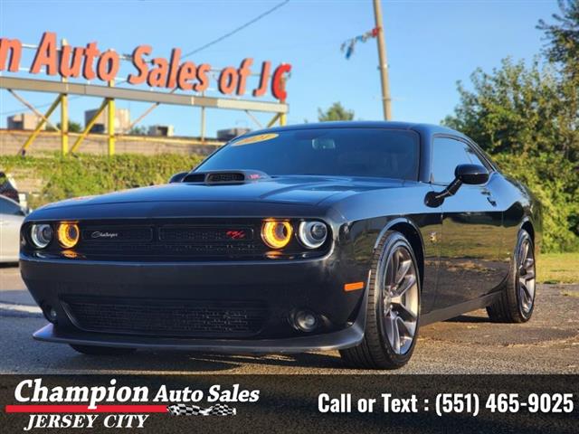 Used 2021 Challenger R/T Scat image 2