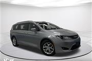 Pre-Owned 2018 Pacifica Touri en Milwaukee