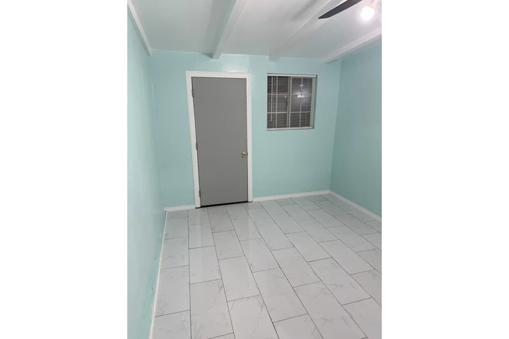 $900 : Rento un cuarto image 1