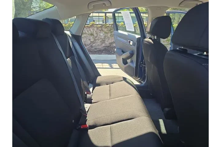 $22995 : Honda Civic 2025 LX 4dr Seda image 10