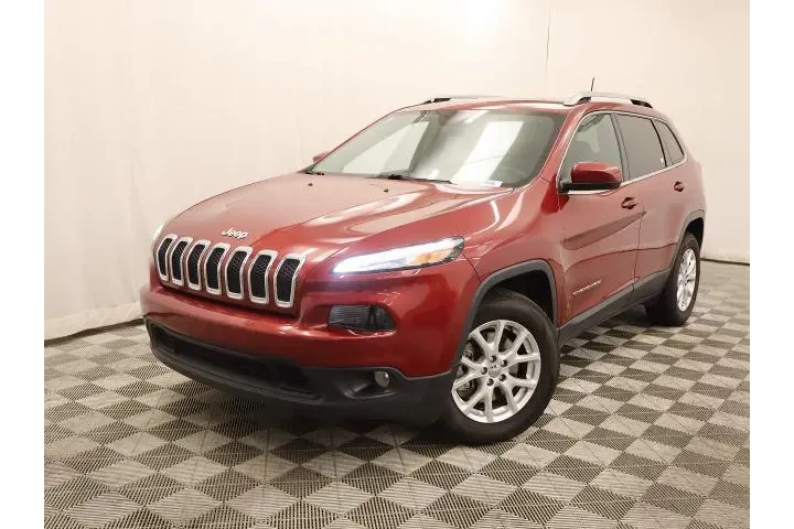 $10720 : Jeep Cherokee 2017 4x4 Latit image 2