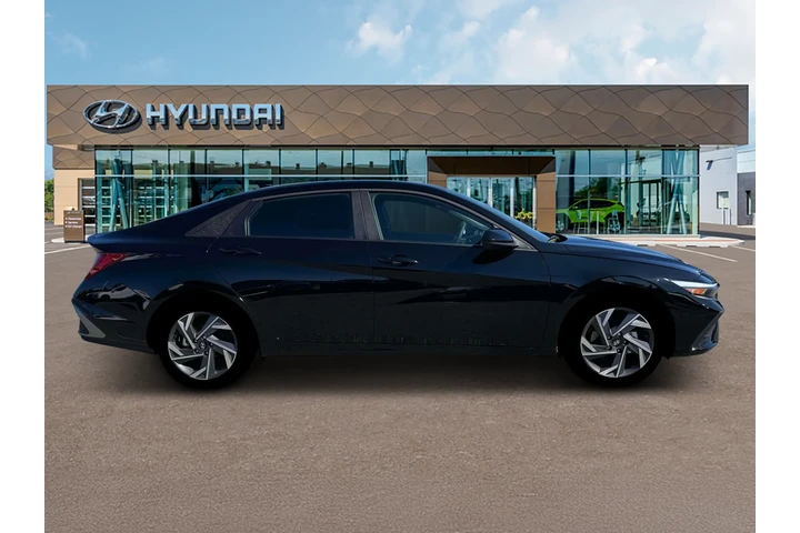 $26466 : Hyundai ELANTRA Hybrid 2025 image 9
