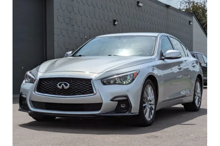 $17975 : 2019 Q50 3.0T Luxe image 8