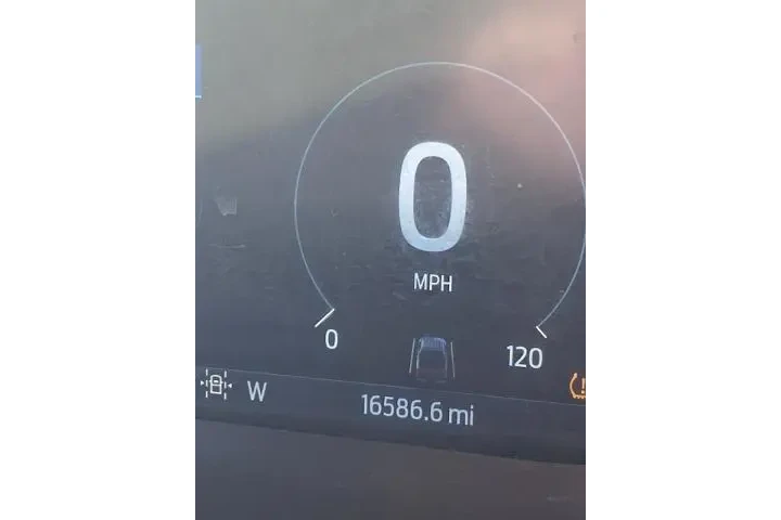 $38346 : Ford F-150 Lightning 2022 AW image 8