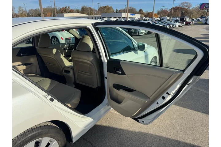 $10980 : 2014 Accord Sedan 4dr I4 CVT image 9