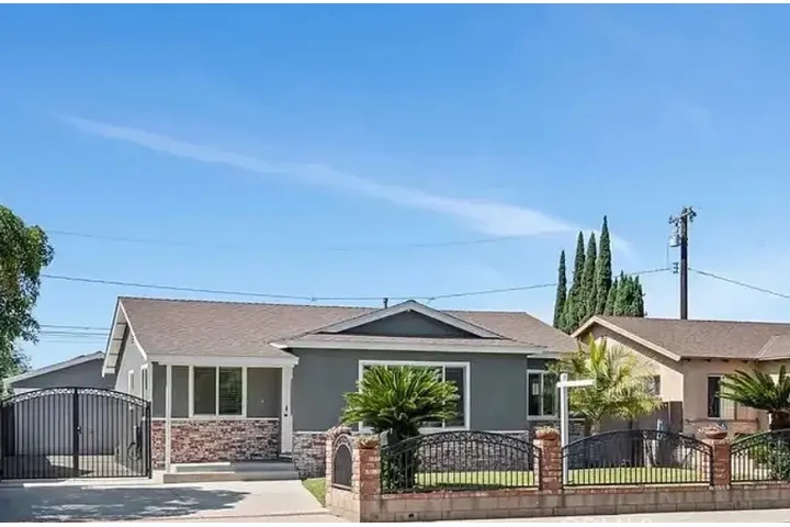 $2400 : Central Air Conditioning image 1