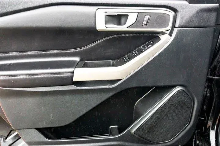 $26598 : Ford Explorer 2023 XLT 4dr S image 10