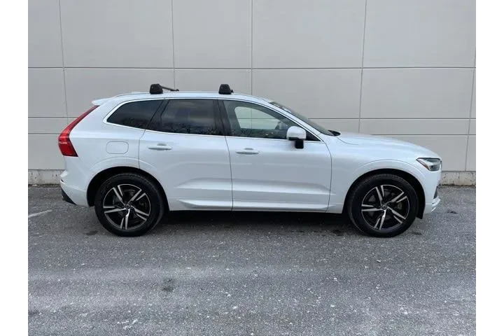 $21990 : Volvo XC60 2021 AWD T6 Momen image 5