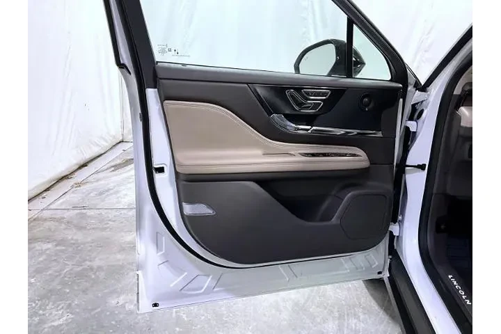 $24550 : Lincoln Corsair 2020 AWD Res image 10