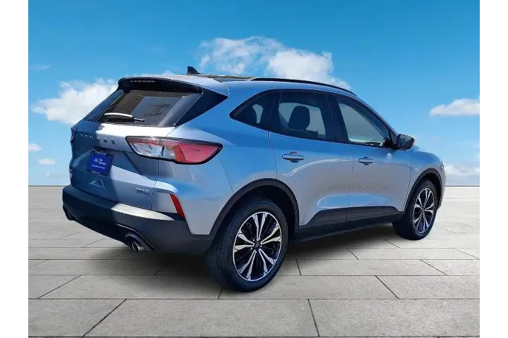 $22997 : Ford Escape 2022 AWD SE 4dr image 6