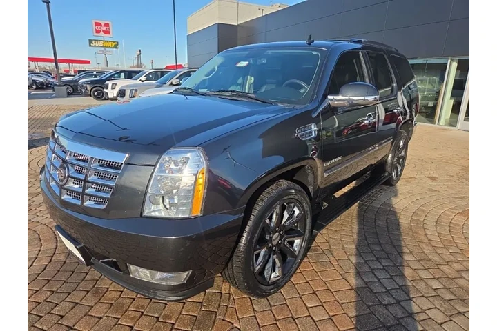 $16998 : 2011 Escalade Premium image 1