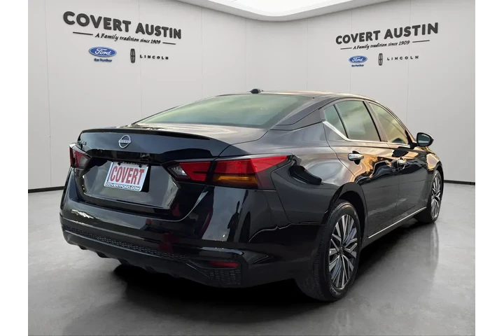 $20556 : Nissan Altima 2025 2.5 SV 4d image 5