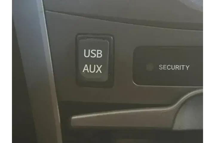 $11201 : Toyota Corolla 2013 S 4dr Se image 1