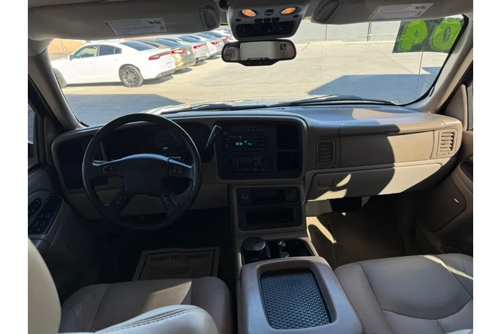 2004 GMC Yukon 4WD image 9