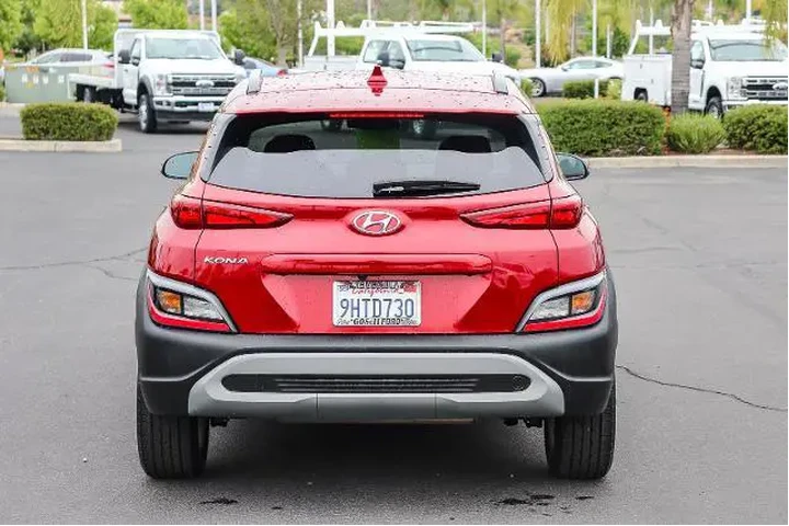 $19425 : Hyundai KONA 2023 SEL 4dr Cr image 5