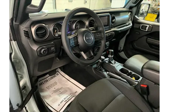 $30989 : Jeep Wrangler 2023 4x4 Sport image 9