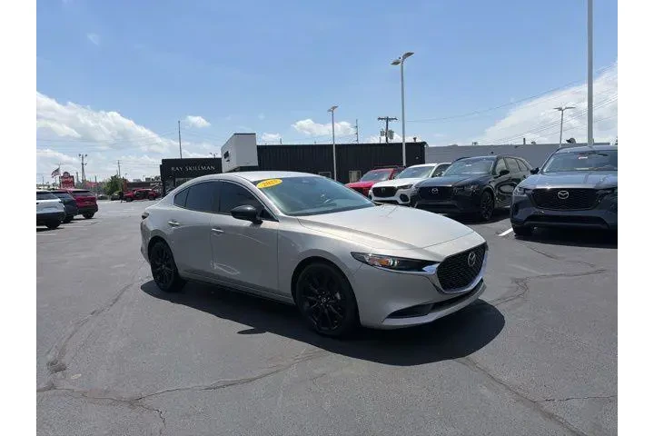 $24980 : Mazda Mazda3 Sedan 2025 2.5 image 2