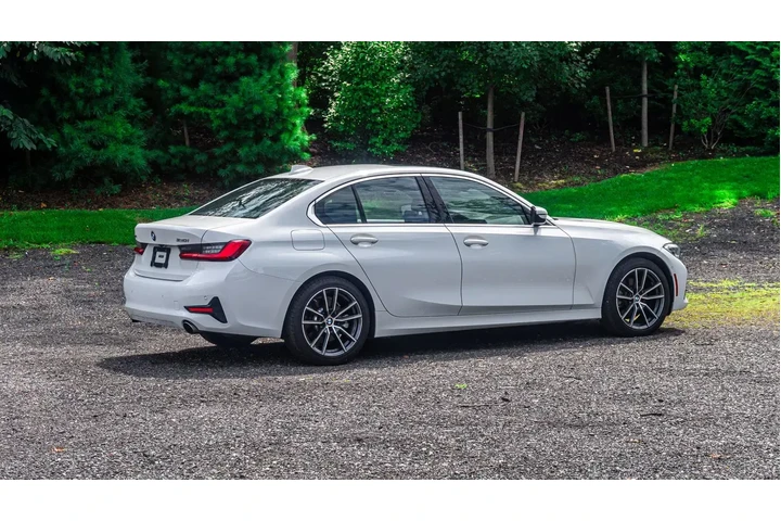 $19995 : BMW 3 Series 2021 AWD 330i x image 9