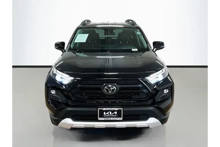 $28559 : Toyota RAV4 2023 AWD Adventu image 2