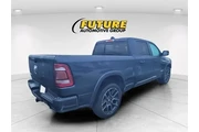 $29888 : Ram 1500 2019 4x2 Laramie 4d thumbnail