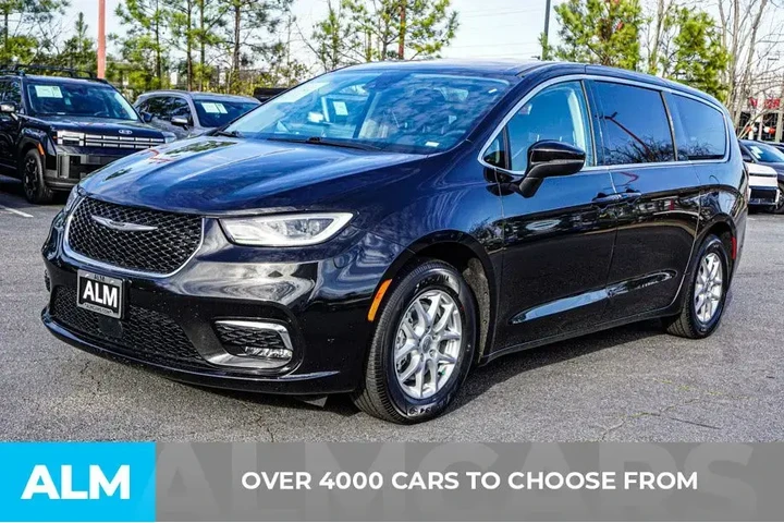 $23720 : Chrysler Pacifica 2023 Touri image 3