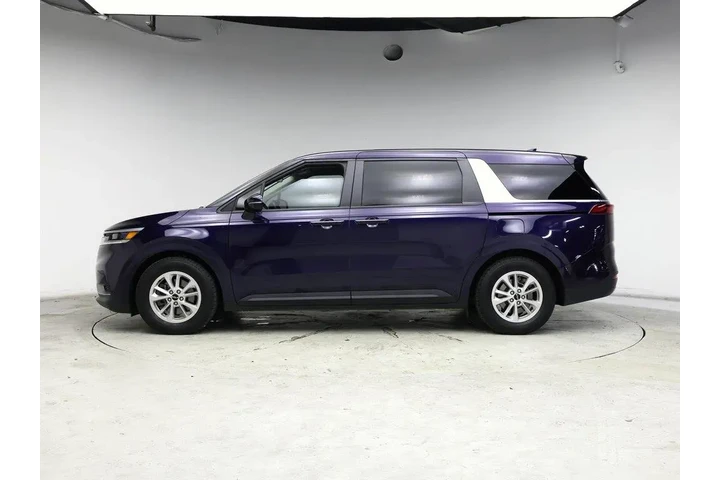 $30998 : Kia Carnival 2024 LX 4dr Min image 3