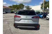 $26988 : Toyota Corolla Cross 2024 XL thumbnail