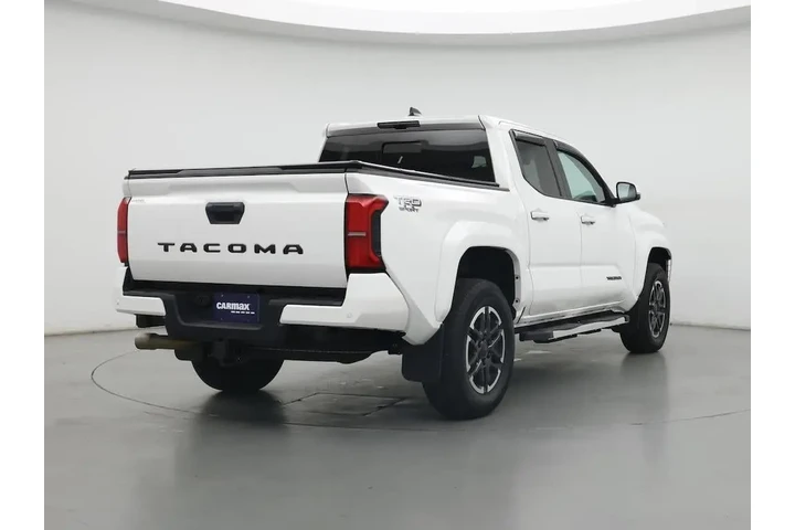 $39998 : Toyota Tacoma 2024 4x2 TRD S image 8