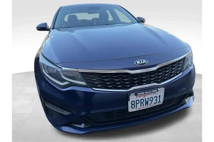 $13561 : Kia Optima 2020 S 4dr Sedan image 3