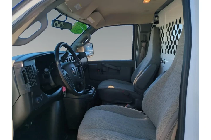 $32257 : GMC Savana 2023 2500 3dr Car image 9