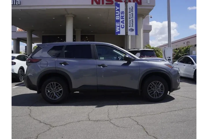 $19601 : Nissan Rogue 2023 S 4dr Cros image 3