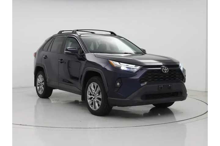 $28998 : Toyota RAV4 2022 XLE Premium image 1