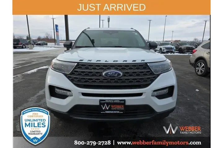 $27950 : Ford Explorer 2021 AWD XLT 4 image 2