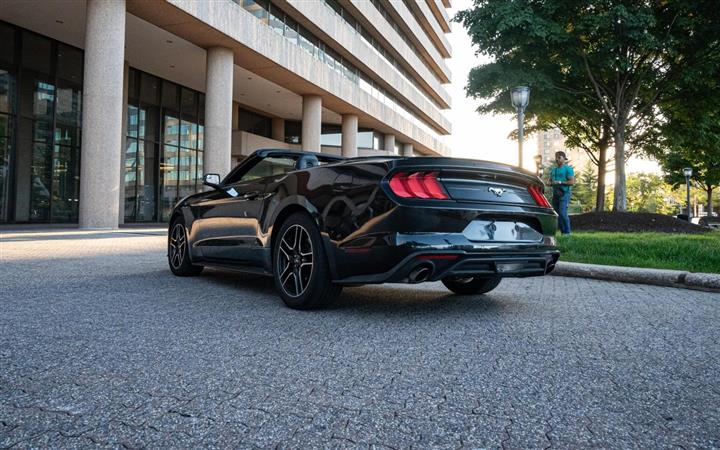 $27000 : 2020 FORD MUSTANG image 6