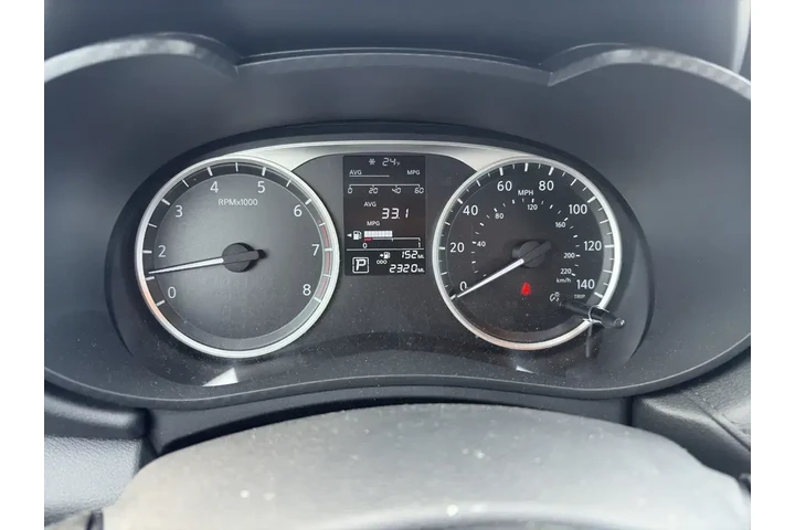 $21995 : Nissan Versa 2025 S 4dr Seda image 9