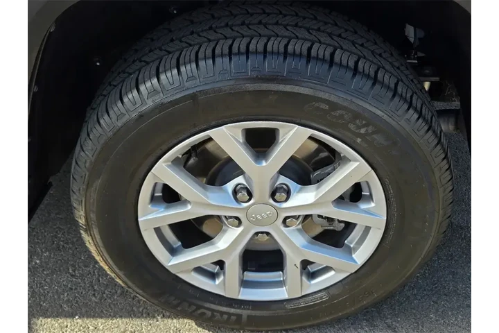 $27588 : Jeep Grand Cherokee L 2021 4 image 10