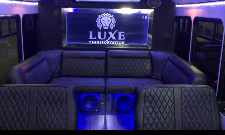 Luxe Transportation image 3