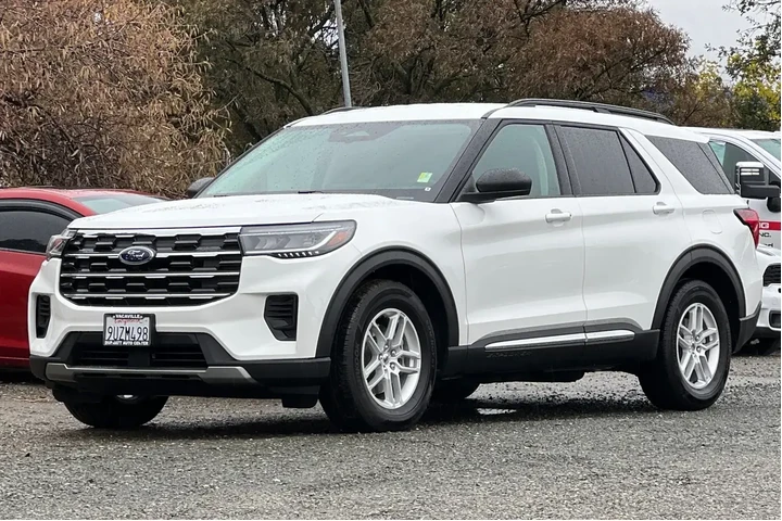 $37990 : Ford Explorer 2025 Active 4d image 8