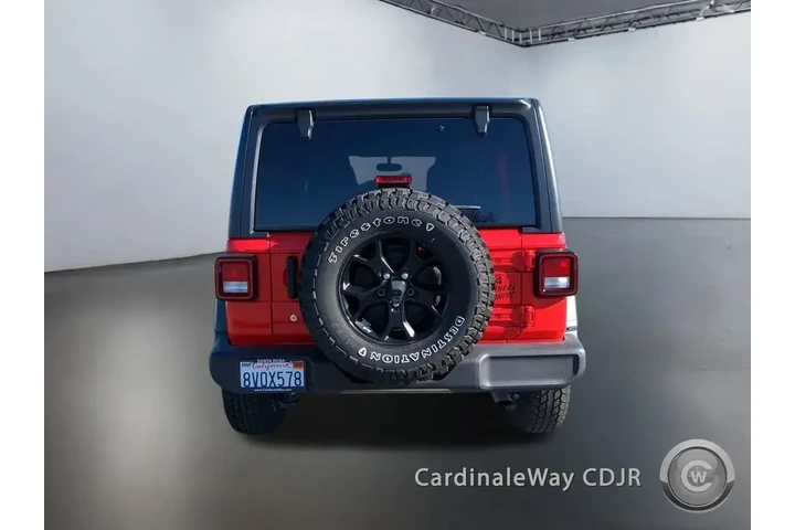 $26970 : Jeep Wrangler Unlimited 2021 image 4