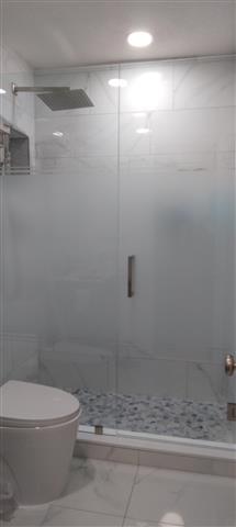 shower glass door miami image 1