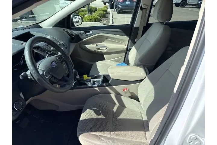 $13900 : Ford Escape 2017 SE 4dr SUV image 9