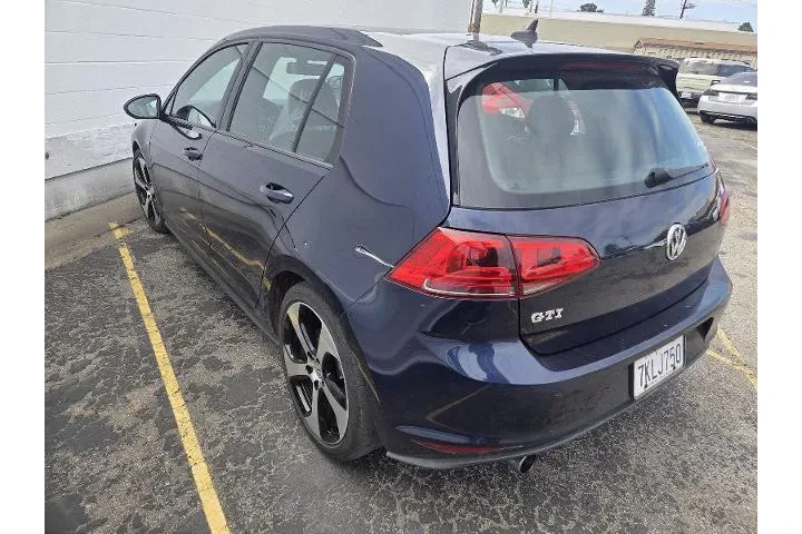 $13950 : Volkswagen Golf GTI 2015 S 4 image 7