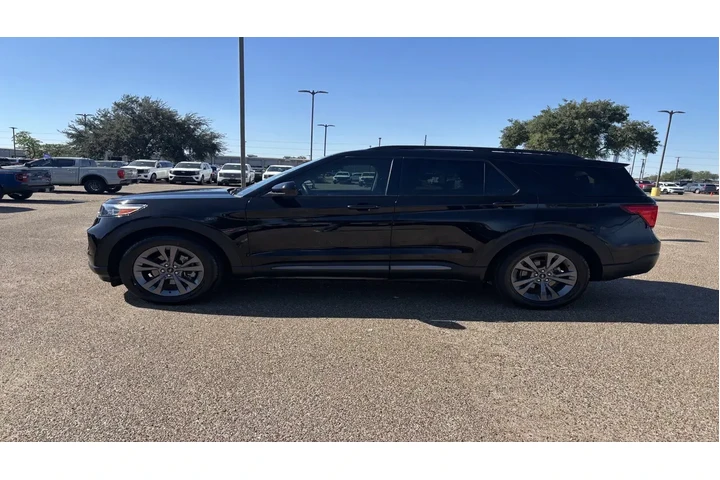 $25140 : Ford Explorer 2022 XLT 4dr S image 2