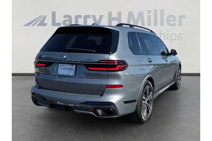 BMW X7 2023 AWD xDrive40i 4d image 5